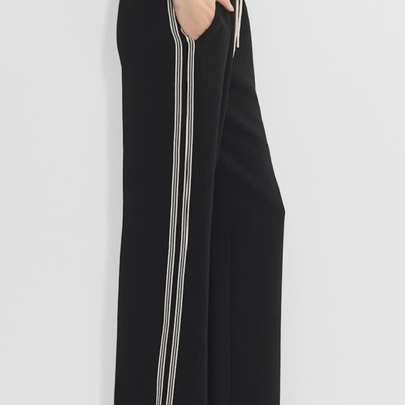 Aritzia Wilfred 'Thesis Pant'- Crepette- medium - Picture 1 of 4